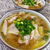 豚バラ下仁田ネギ餃子の皮スープ
